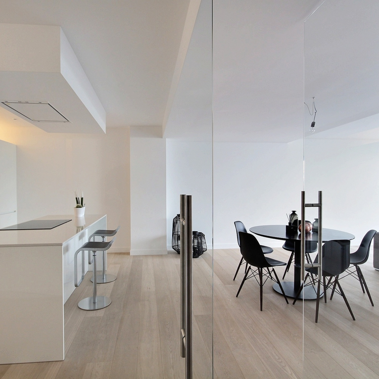 Saint-Job : Splendid new 3- bedroom apartment with terrace
